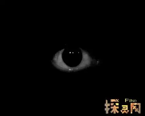 半夜十二点后真有鬼吗你在你身后不信你回头招鬼方法