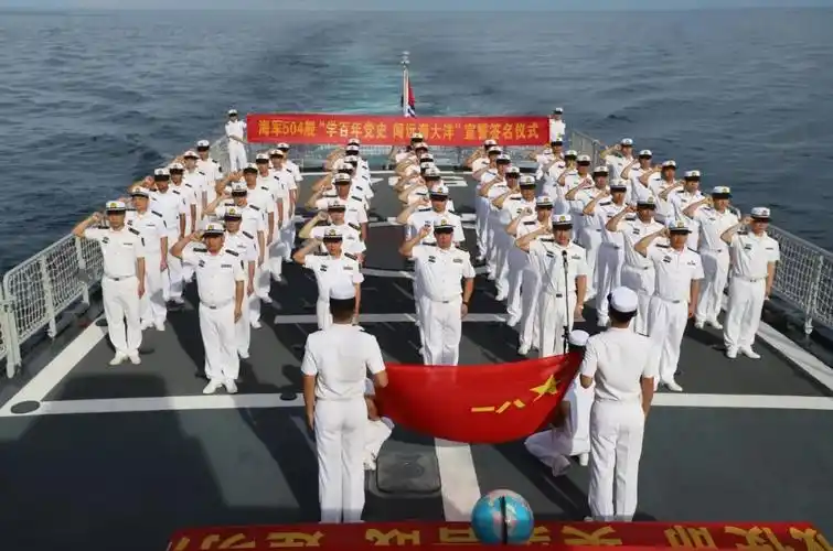 在赤道上重温军人誓词是一种怎样的体验