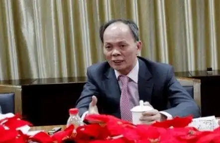 鸿荣源集团创始人 赖海民财富:530亿排名:77祖籍