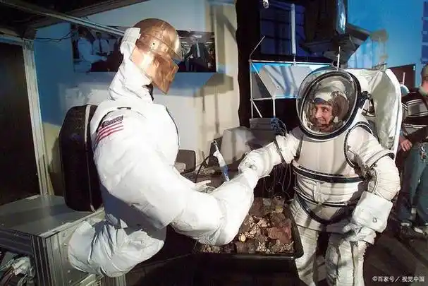 军备快递:美国第六军种——太空军