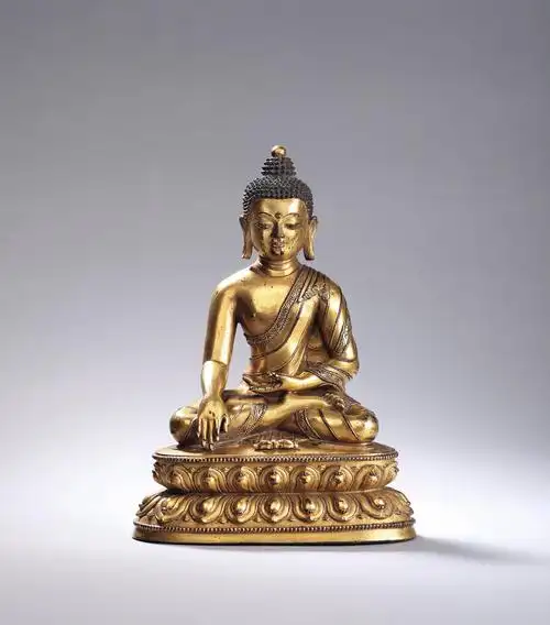0839明15世纪铜鎏金不动佛