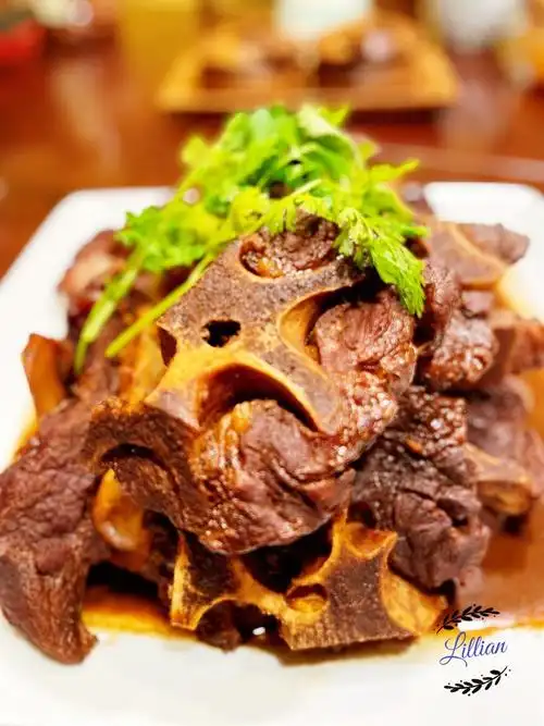 一吃就上头的酱香牛脖子骨