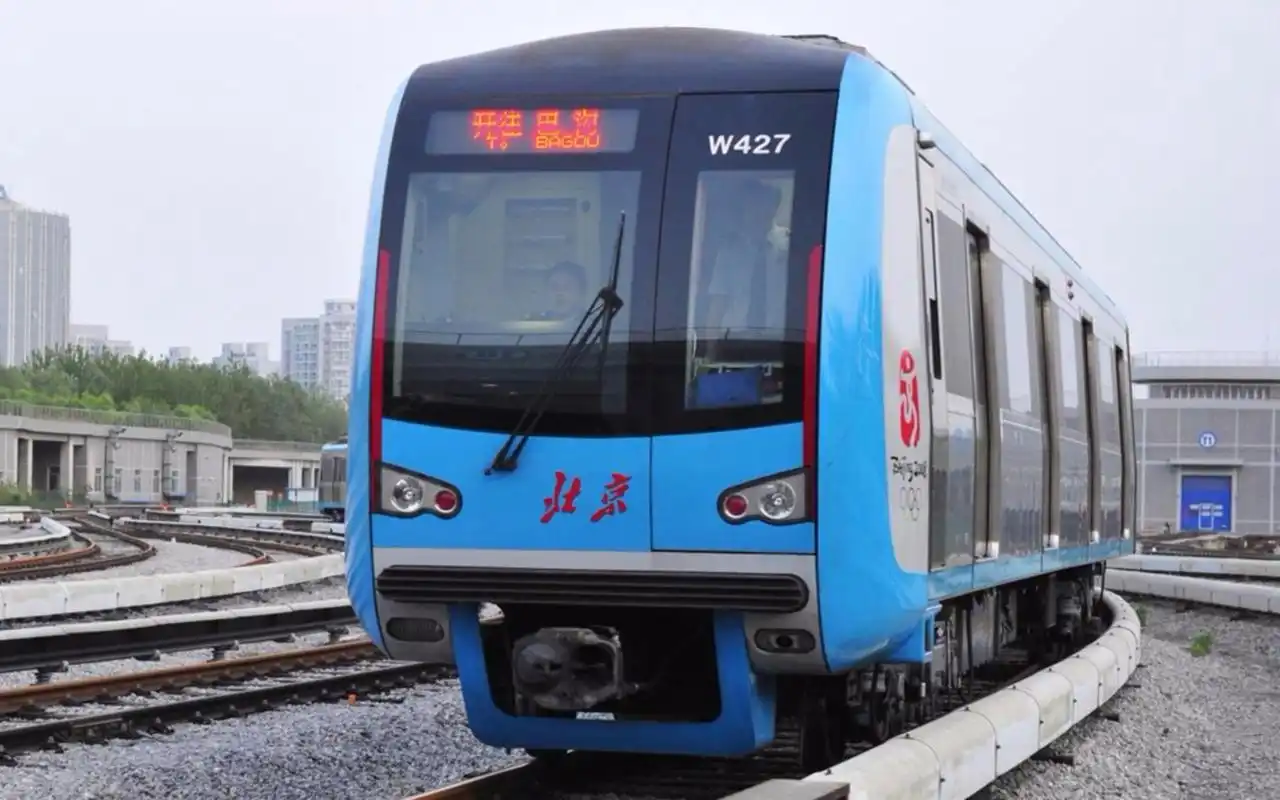 【pov39】帝都地下的超长环线----北京地铁10号线内环 巴沟-巴沟 全程