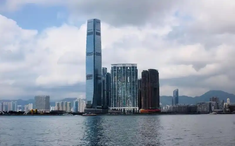 香港最高的楼叫什么名字(香港最高的楼叫什么名字(香港最高的楼多少层