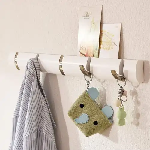 创意墙上挂衣钩壁挂衣帽钩门后墙壁衣服挂钩白
