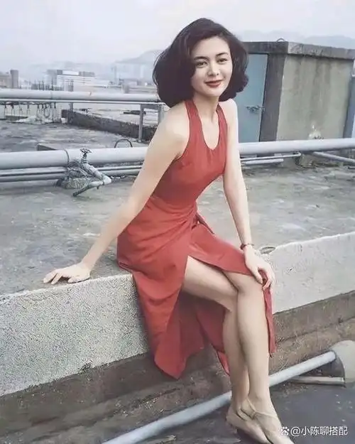 看了90年代港风穿搭:我发现再过30年,你穿衣也未必赶得上她们