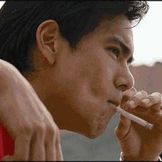 彭于晏帅气抽烟 gif 动图_彭于_动图_gif_帅气_抽烟表情