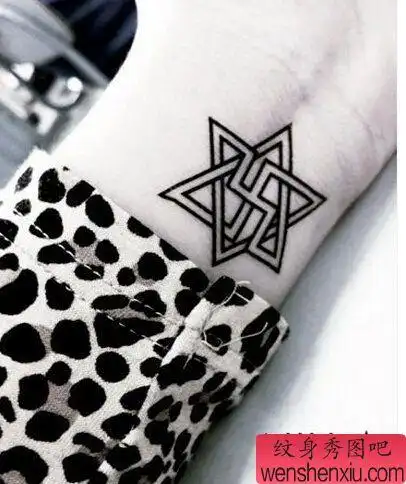个性六芒星女人小清新颈部脚踝六芒星图案情侣纹身tag标签