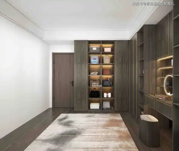 欧派整家定制衣帽间:u型平开门衣帽间衣柜设计效果图,装修照着设计吧!