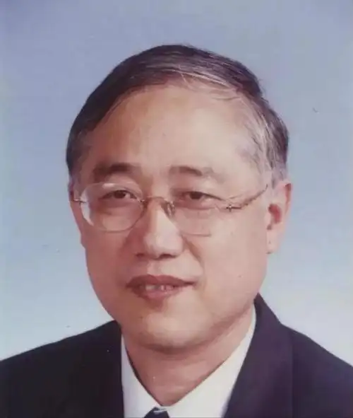 至于李大钊的次子李光华,由于他本人比较低调,所以如今对于他的资料