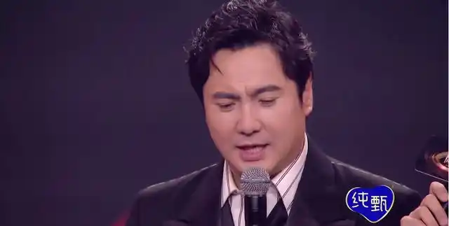 当然啦,作为长在笑点上的男人,沈腾一开口就能让观众哈哈大笑,这也是