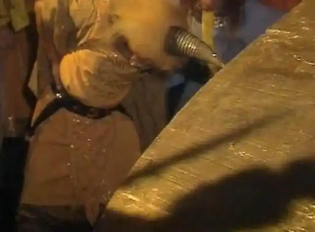 西游记:为什么孙悟空用钻都钻不穿的金铙而亢金龙却能用角顶穿?