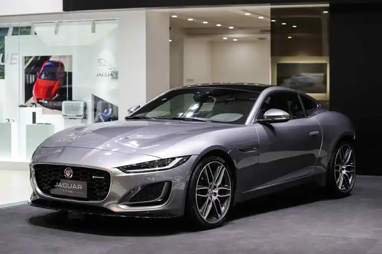 捷豹路虎多款重磅车型亮相2020上海浦东国际汽车展览会