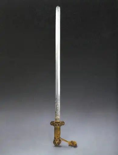 乾隆御用宝剑意寓息兵