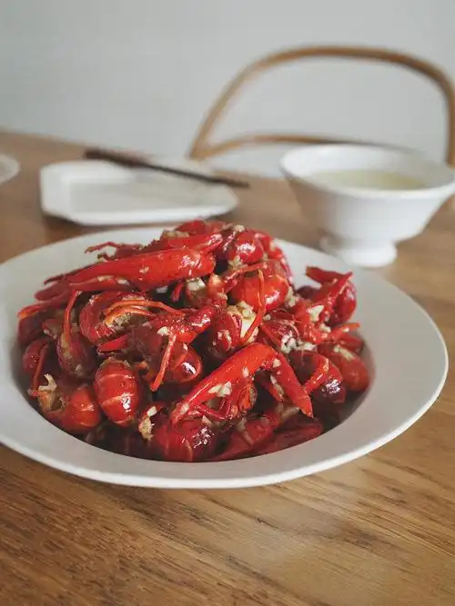 76周末晚餐02蒜蓉小龙虾02