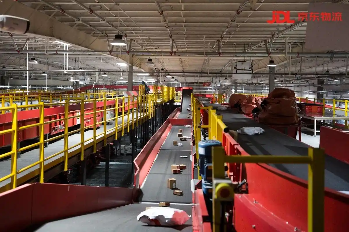 新疆物流再提速京东物流乌鲁木齐亚洲一号开仓运营