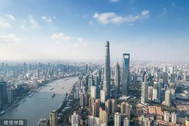 上海浦东陆家嘴.人民视觉 资料图