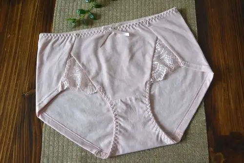 网站地图 女士内衣/男士内衣/家居服 无痕内裤 外贸日单棉 > 日单大码