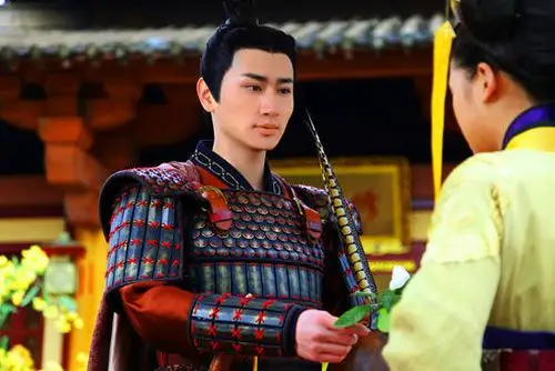 沈嘉彦默默守护陆贞