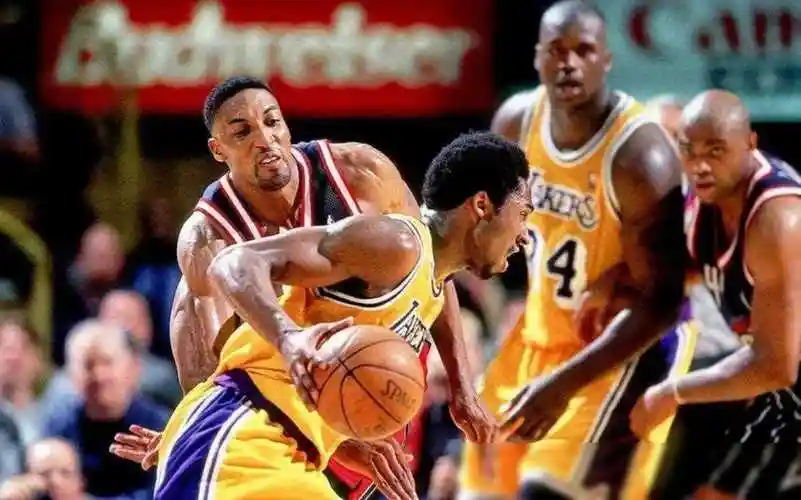 原创为何20岁新星仅首发7次却能场均19分并被视为核心