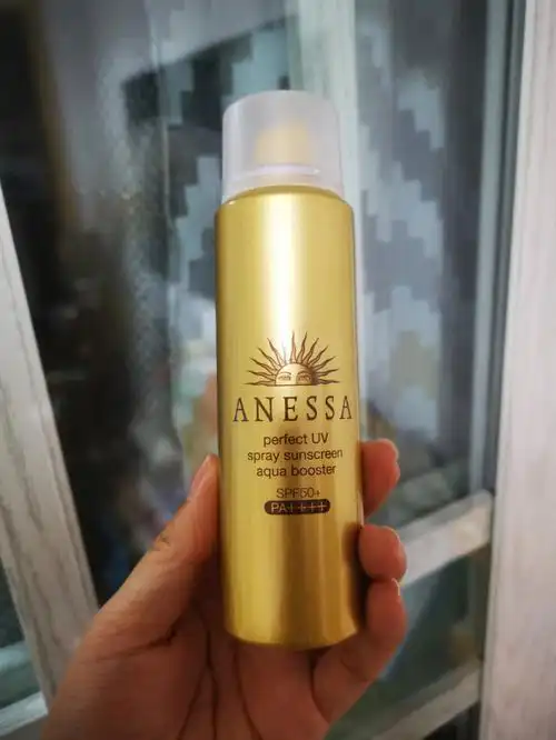 安耐晒防晒喷雾