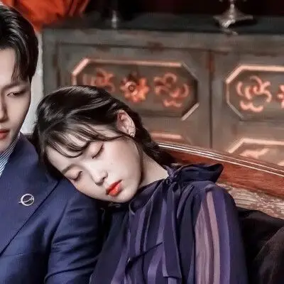 iu刘昊然情侣头像