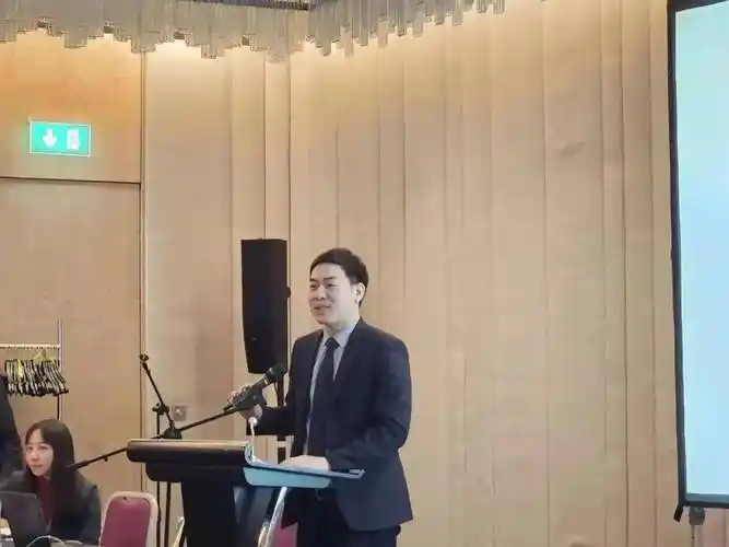 海南航空与布鲁塞尔中国文化中心联合举办海南航空推介暨"你好!中国"