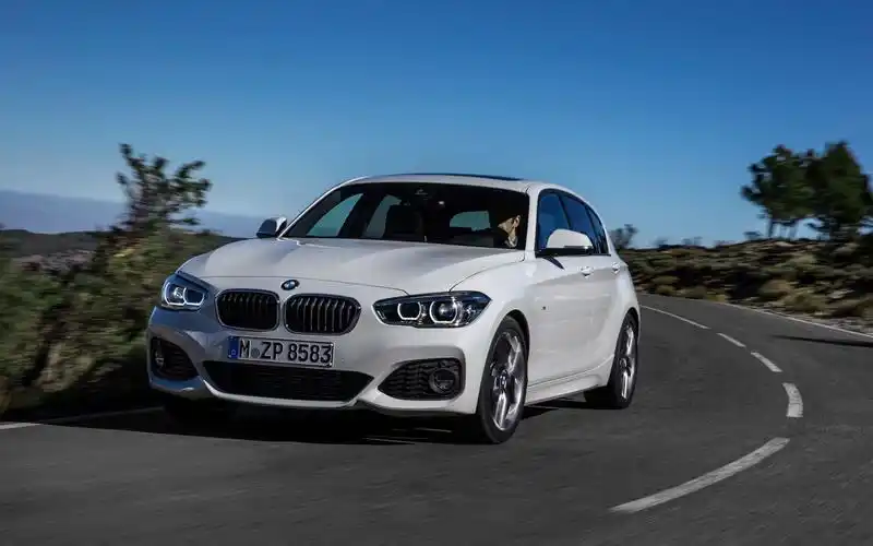 (宝马f20 1系官方介绍)