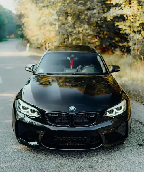 宝马m2小宽体低趴大包围改装,黑色看着真精神!