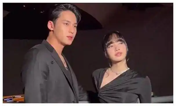 原创lisa与男爱豆互动网友惋惜有传闻男友组合默契耐看