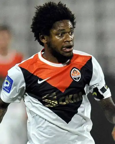 路易斯·阿德里亚诺(巴西职业足球运动员)_石塘网