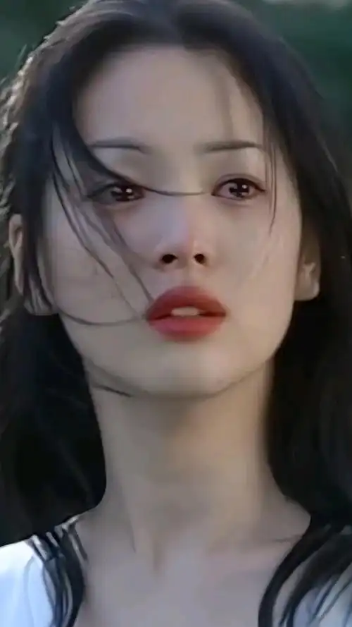 早期的宋慧乔楚楚动人