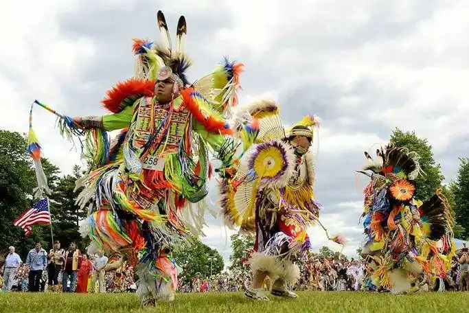 庆祝土著文化加拿大全国性法定节日会不会多一天