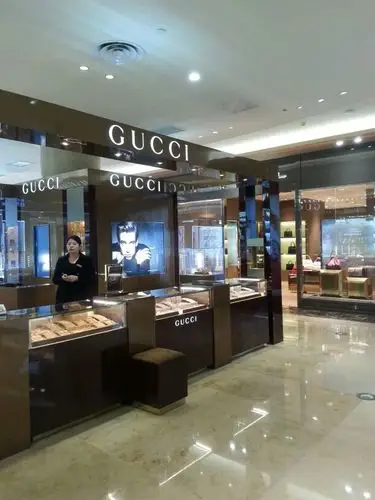 地址(位置,怎么去,怎么走):  汉中路89号金鹰国际购物中心新街口店a座