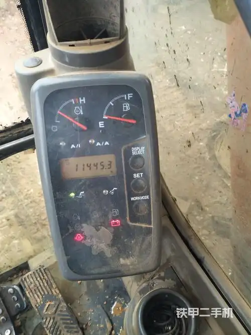 日立ex230挖掘机