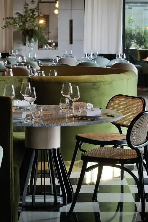 法国laforêtnoire餐厅