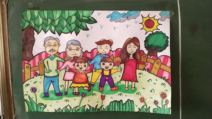 同心幼儿园大班感恩节绘画课全家福