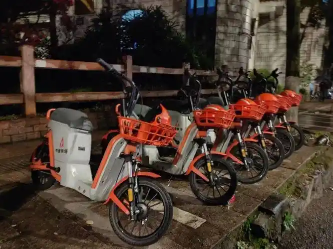 永安街头出现一款新的共享电动车,出行更方便了!_计费_投入使用_铁塔