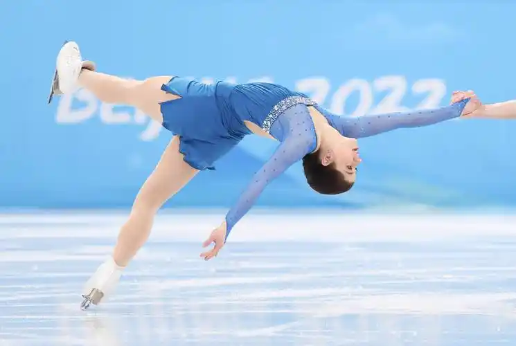 花样滑冰双人滑短节目赛况