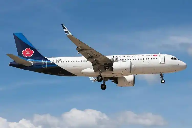 (青岛航空 空中客车a320neo客机,图片来源:视觉中国)