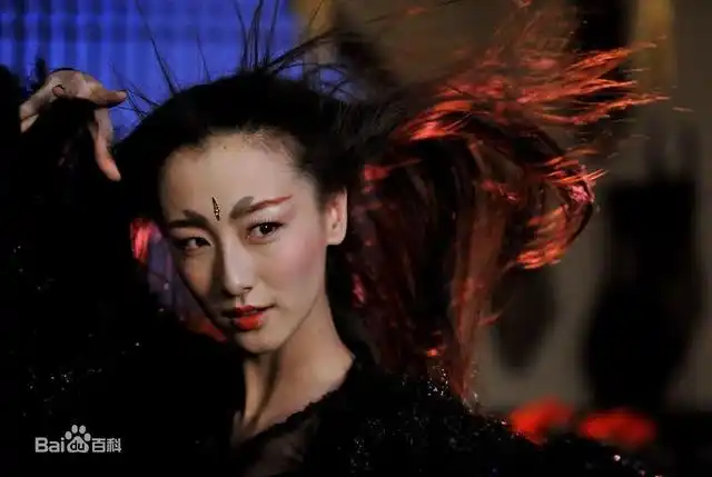 如烟——出自《轩辕剑之天之痕》,由叶青饰演.