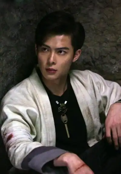 《沙海》张日山