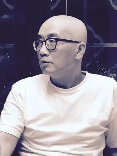 韩东vs钟岚:不要按一种模式生活,又按另一种模式创作