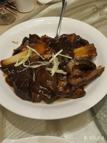 丰泽园饭店-葱烧海参王-菜-葱烧海参王图片-北京美食-大众点评网