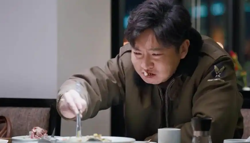 张嘉译新剧《装台》,吃戏打了多少小鲜肉的脸,拍戏