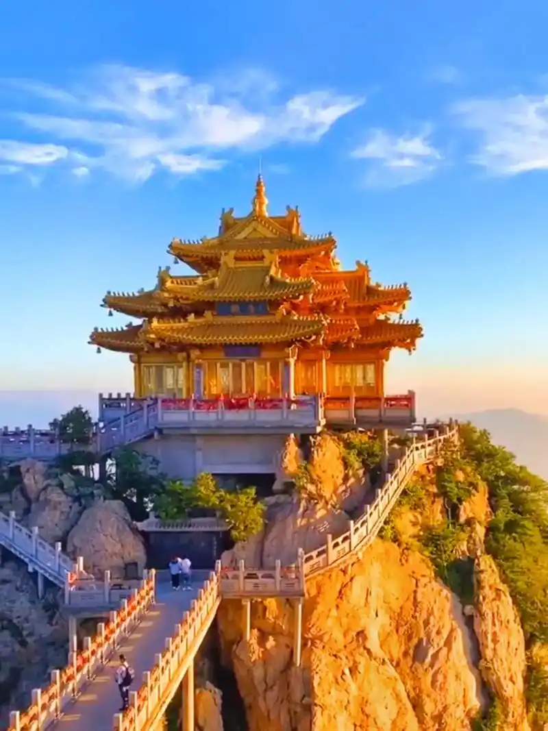 我在老君山看风景,你来吗#老君山 #远赴人间惊鸿宴一睹人间盛 - 抖音