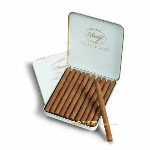 00  多米尼加生产的大卫杜夫雪茄,采用浅褐色的康涅狄格茄衣,制造工艺