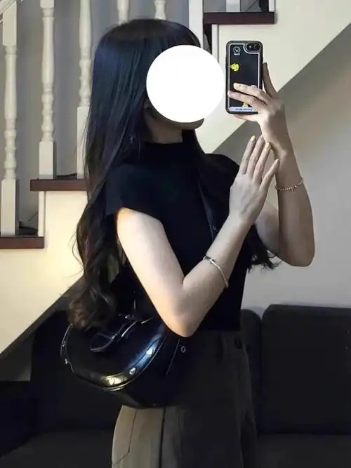 黑色半高领短袖t恤女夏季修身纯欲辣妹小飞袖短款上衣夏 - 17网