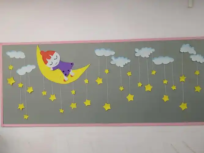 亲爱的孩子们,欢迎你们来到小二班