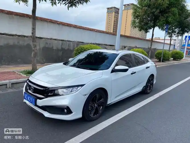 方向盘,电子手刹等公  里  数:3万多上牌日期:19年8月本田思域燃动版